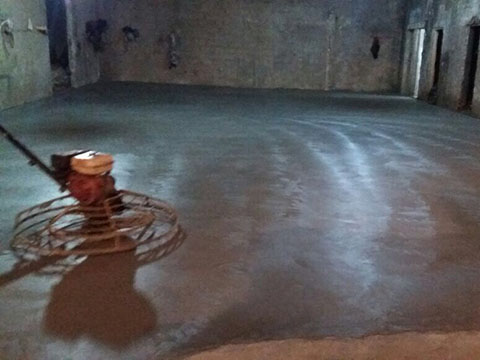 Aplicação de argamassa estabilizada